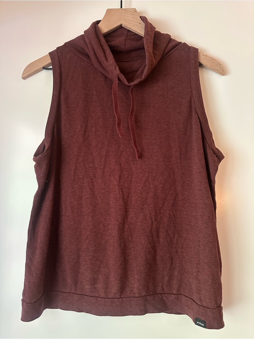Prana Sleeveless Hooded Tank Top - Burgundy